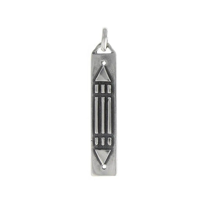 Pendentif Barre Atlante 3 cm finition argent avec symboles géométriques de protection
