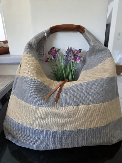 Sac cabas bohème rayé en toile tissée avec grandes anses et style tendance femme